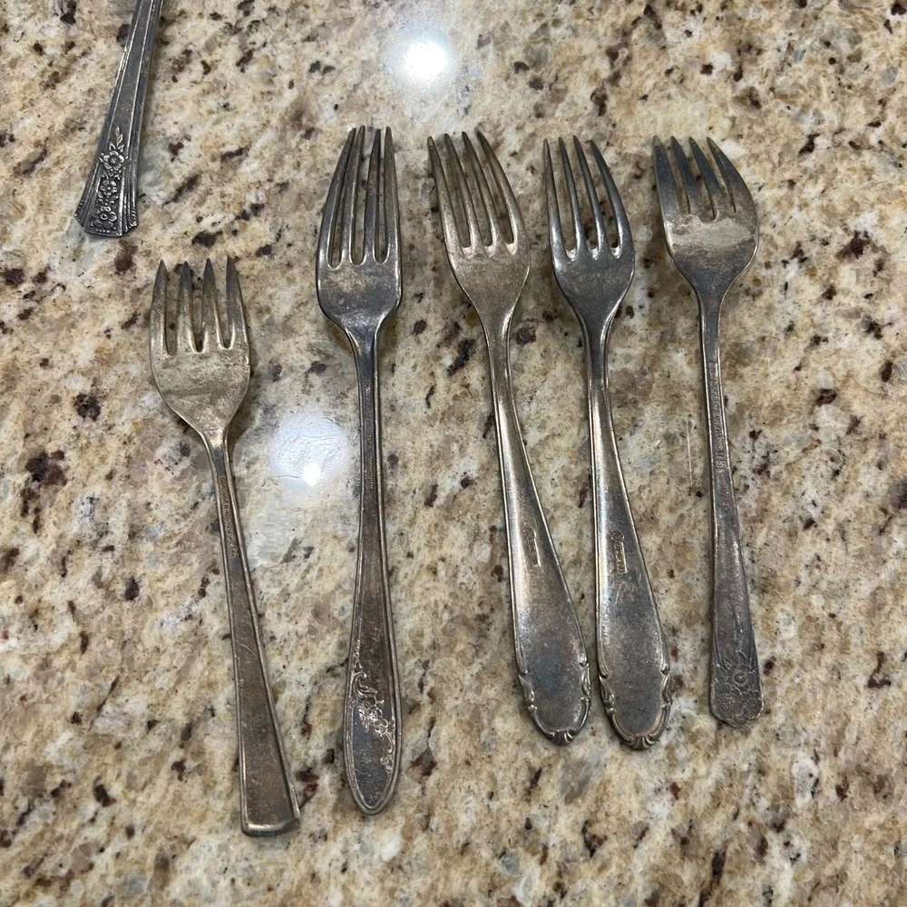 Wm. Rogers & Son mixed lot